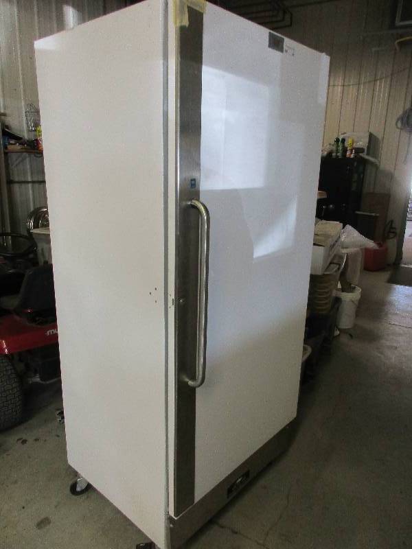 arctic air commercial refrigerator NSF - tested needs work
