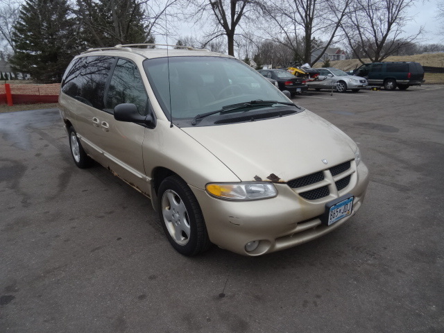 2000 Dodge Grand Caravan ES