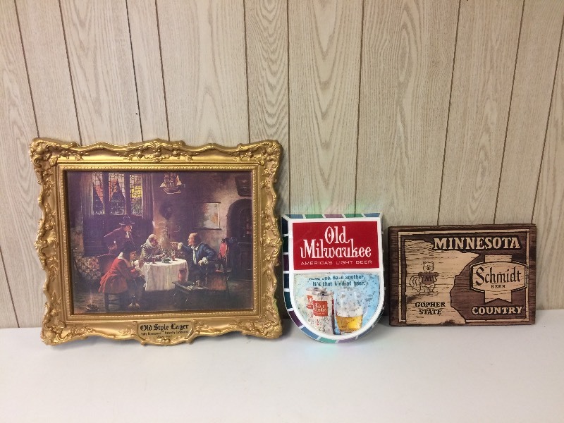 lot 12 image: BEER SIGNS SCHMIDT, OLD MILWAUKEE, OLD STYLE