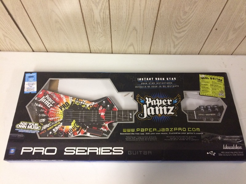 lot 39 image: PAPER JAMZ GUITAR IN BOX
