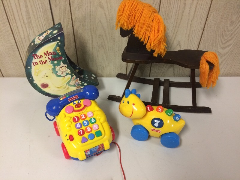 lot 50 image: VINTAGE KIDS TOYS FP & MORE