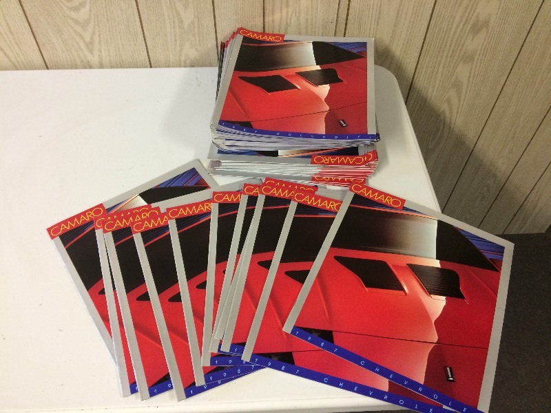 lot 84 image: APPROX 50 1987 CHEVROLET CAMARO PAMPHLETS
