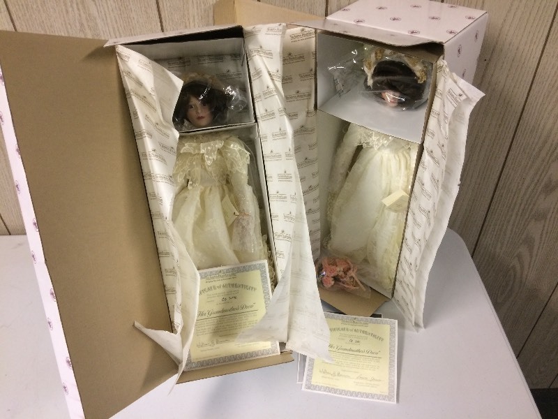 lot 99 image: TWO NRFB ASHTON DRAKE HER GRANDMOTHERS DRESS DOLLS