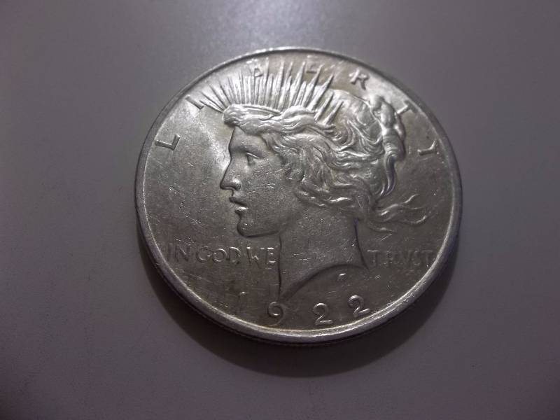 1922  Silver Peace Dollar  High Grade
