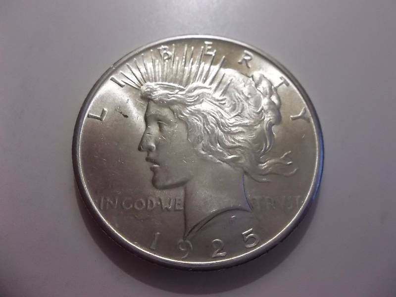1925 S Silver Peace Dollar Very High Grade MS