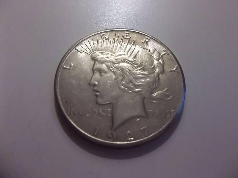 1927 Silver Peace Dollar High Grade
