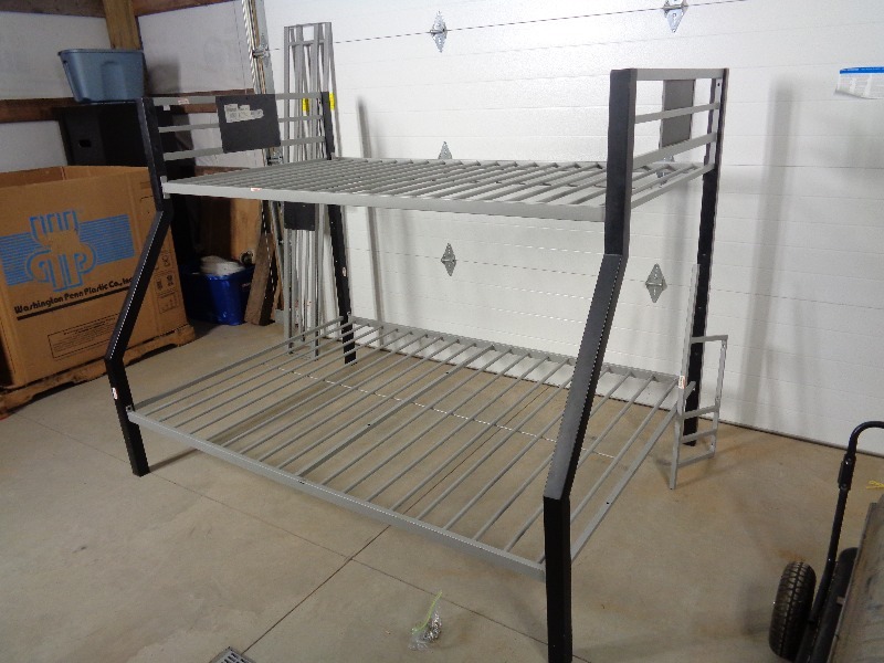 lot 117 image: Twin  Full Bunk Bed