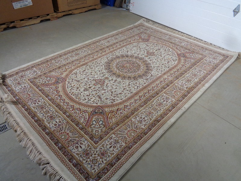lot 154A image: Large Raia Turkish Area Rug
