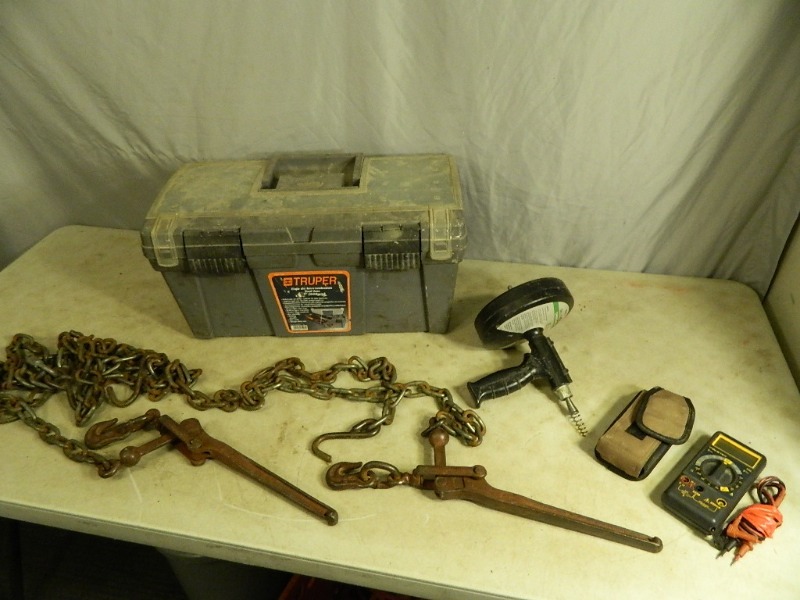 lot 96 image: Toolbox with Contents