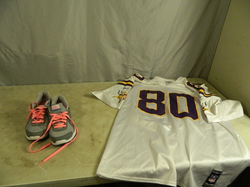lot 165 image: MN Vikings Jersey and Womens Nike Shoes