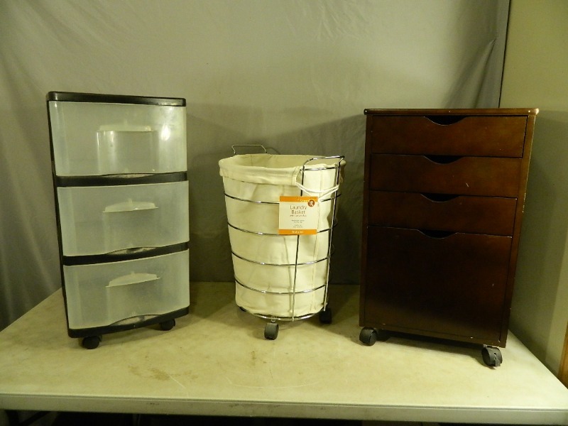 lot 168 image: Organizers and More