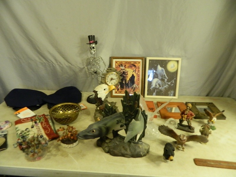 lot 196 image: Collectibles and More