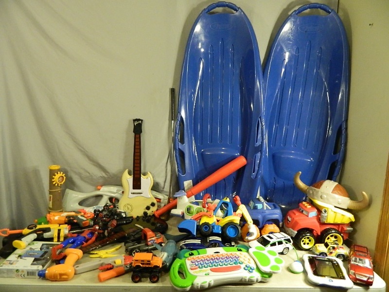 lot 210 image: Large Lot of Toys and More