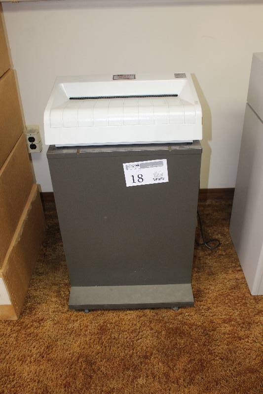 lot 18 image: MBM Ideal Destroyit Shredder