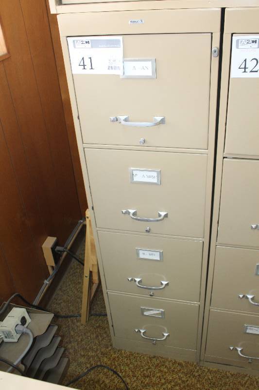 lot 41 image: Cole 4-Drawer Metal File Cabinet