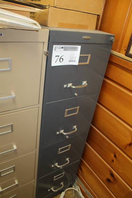 lot 76 image: Cole 4-Drawer Metal File Cabinet