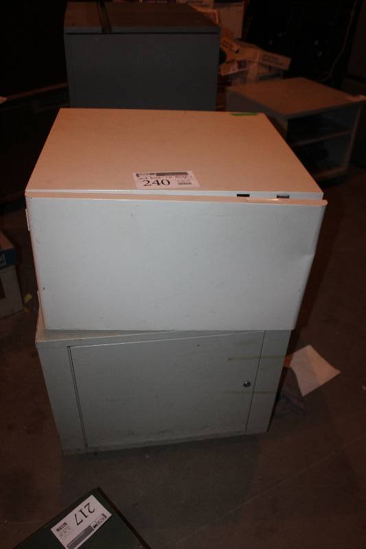 lot 240 image: Rolling 1-Door 2-Shelf Metal Storage Cabinet