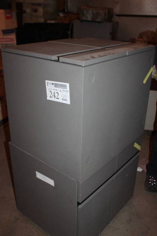 lot 242 image: Rolling 2-Door 2-Shelf Metal Storage Cabinet