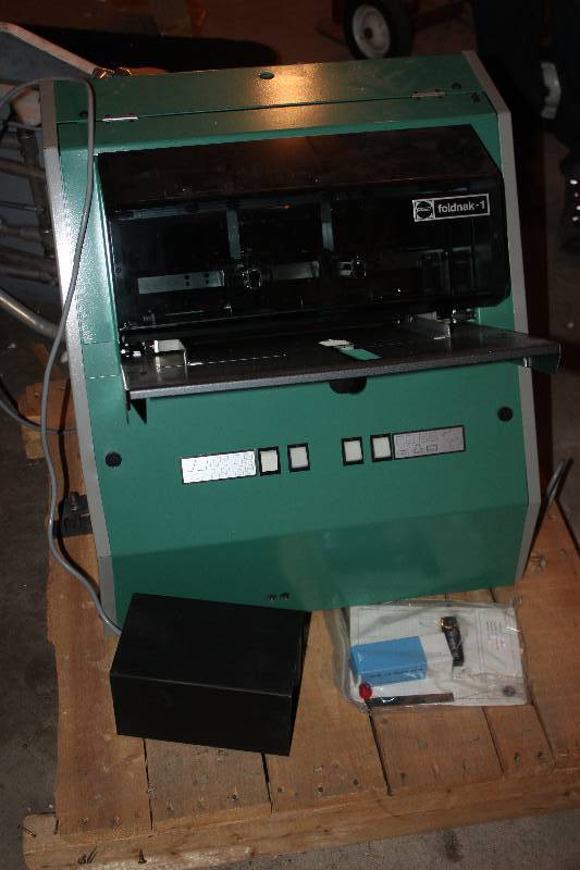 lot 221 image: Ernst Nagel Stander Foldnak w Stand & Conveyor