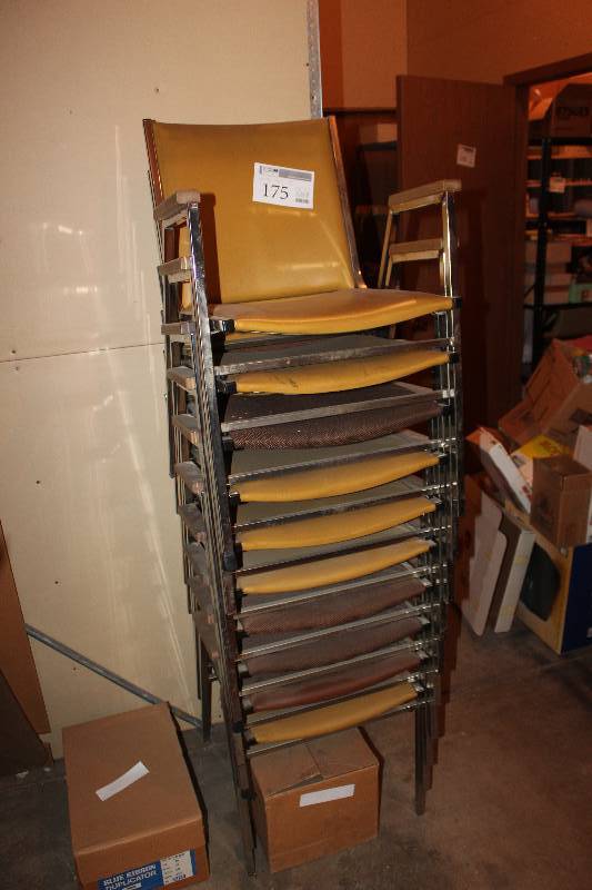lot 175 image: Lot of (8) Stacking Padded Office Chairs