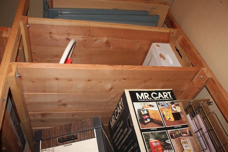 lot 184 image: Shelf Lot of Mr. Cart Plastic Cart, Step Ladder, Chalkboard