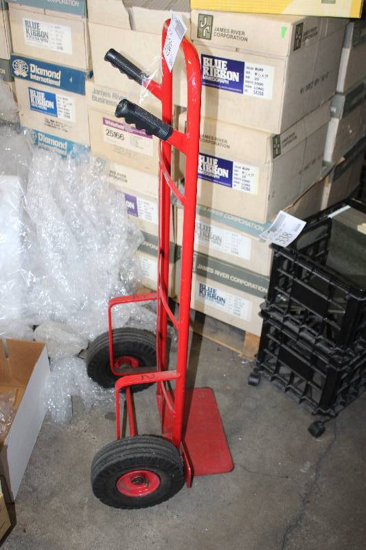 lot 339 image: 2-Wheel Dolly