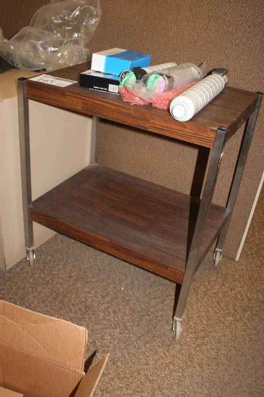 lot 145 image: 4-Wheel Cart Table