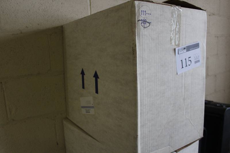 lot 115 image: Lot of (1) Rolling Hard Case