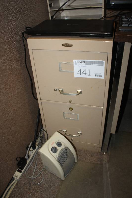 lot 441 image: Cole 2-Drawer File Cabinet