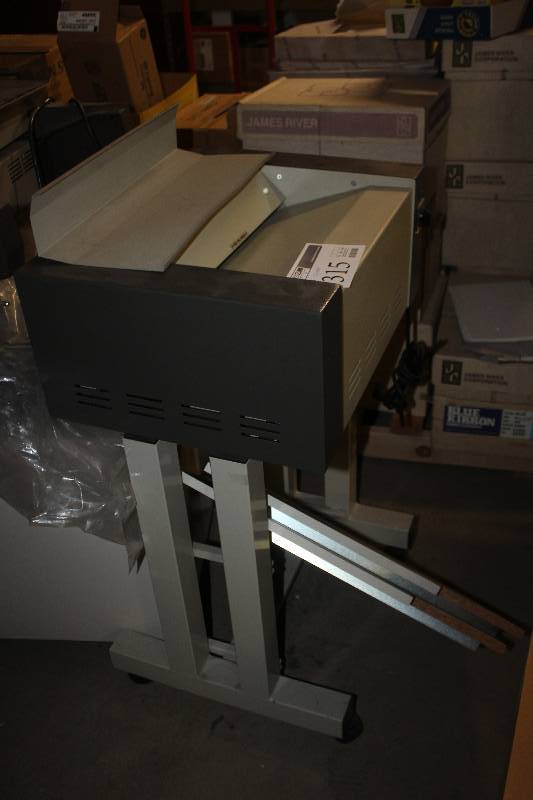 lot 315 image: Destroyit Data-16in. Shredder