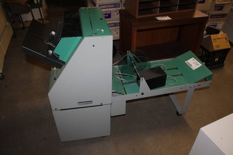 lot 402 image: Nagel Foldnak