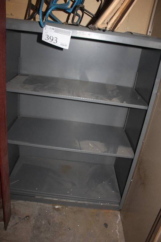 lot 393 image: 4-Shelf Metal Bookcase
