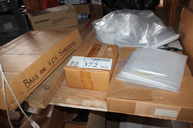 lot 372 image: Shelf Lot of Bags