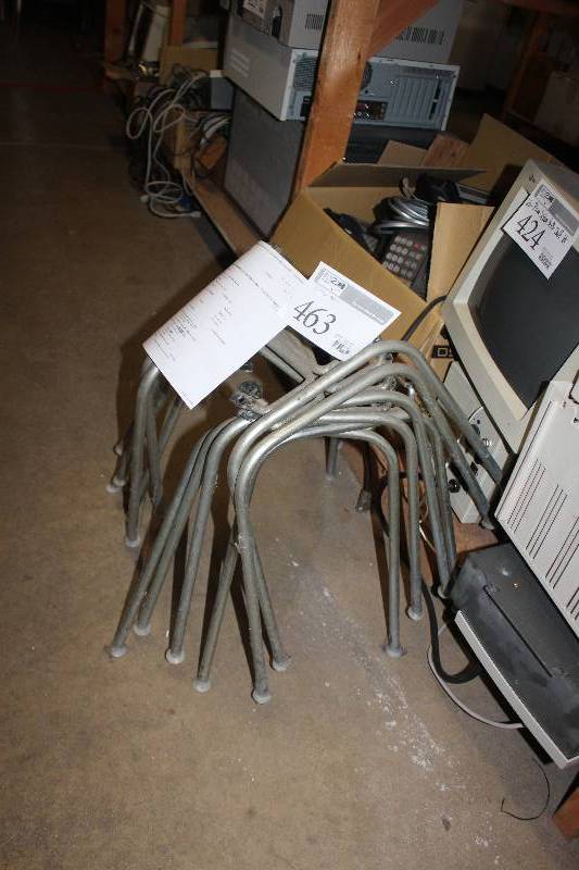 lot 463 image: Lot of (6) Mid Century Herman Miller For Eames Narrow Mount Shell Chair H Bases