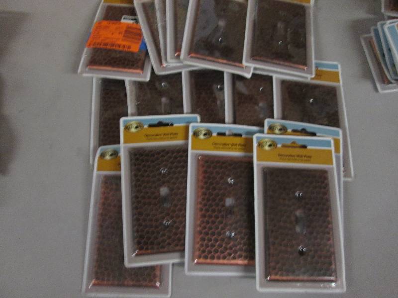 Lot of 17 Hampton Bay Hammered 1 To...