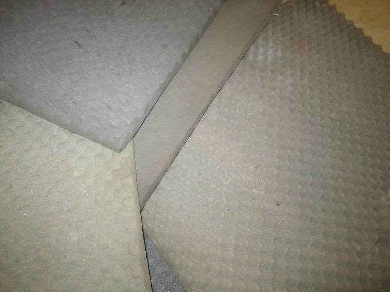 Lot of foam pads, approx. 4 x 4 fee...