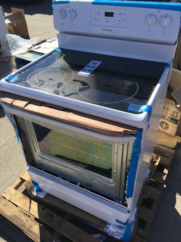Frigidaire 30 Freestanding Electric Range retail $699 missing front glass everything else is there
