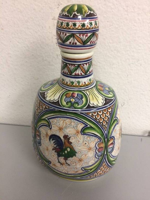 lot 1 image: Portugal Decanter