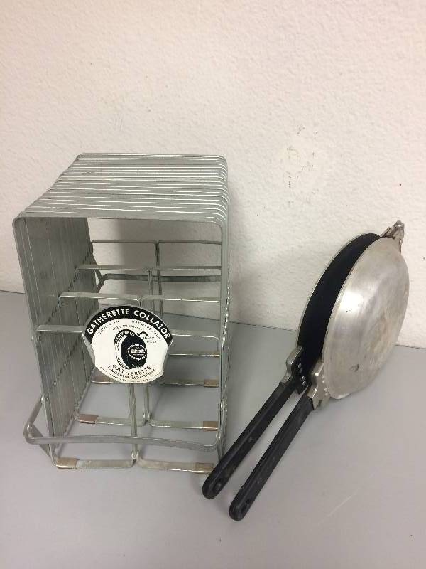 lot 9 image: Vintage Gatherette Collator and Pancake Maker