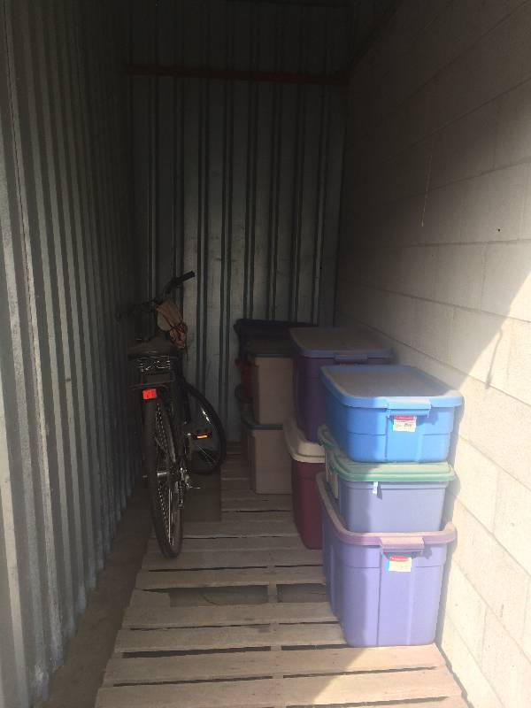 lot 45 image: Storage Unit #208