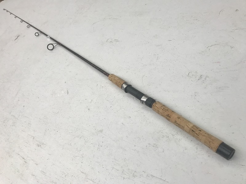 Like New Pflueger Triton IM8 66 M...