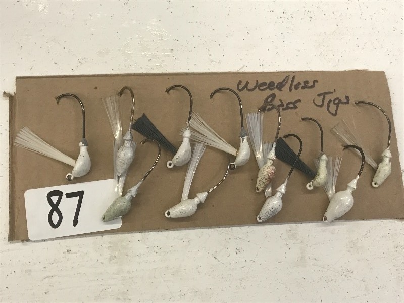 (12) Weedless Bass Jigs ...