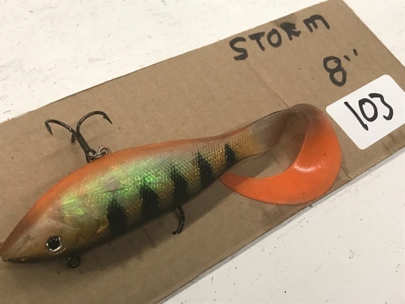 8 Storm Muskie Lure ...