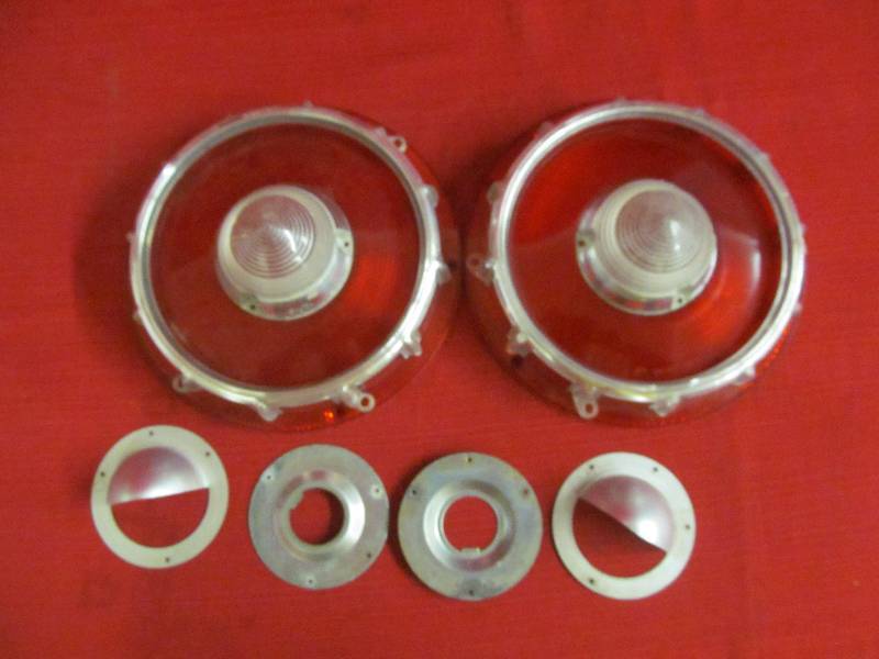lot 37 image: vintage tail light lens
