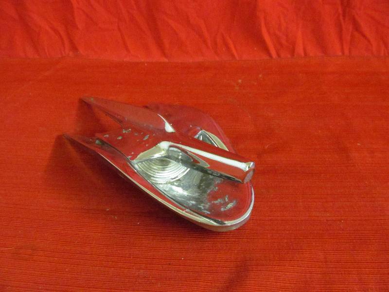 lot 51 image: vintage hood ornament