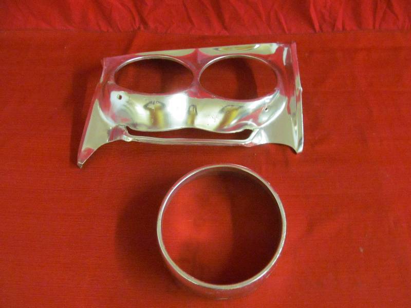 lot 53 image: vintage headlight bezel