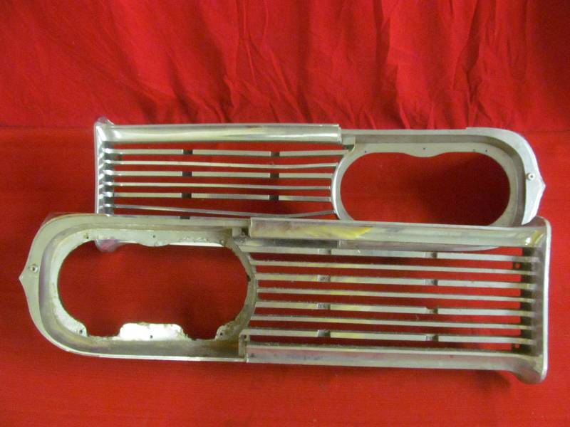 lot 56 image: vintage grills