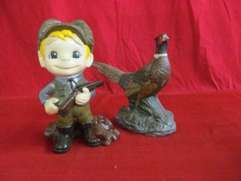 lot 86 image: statues