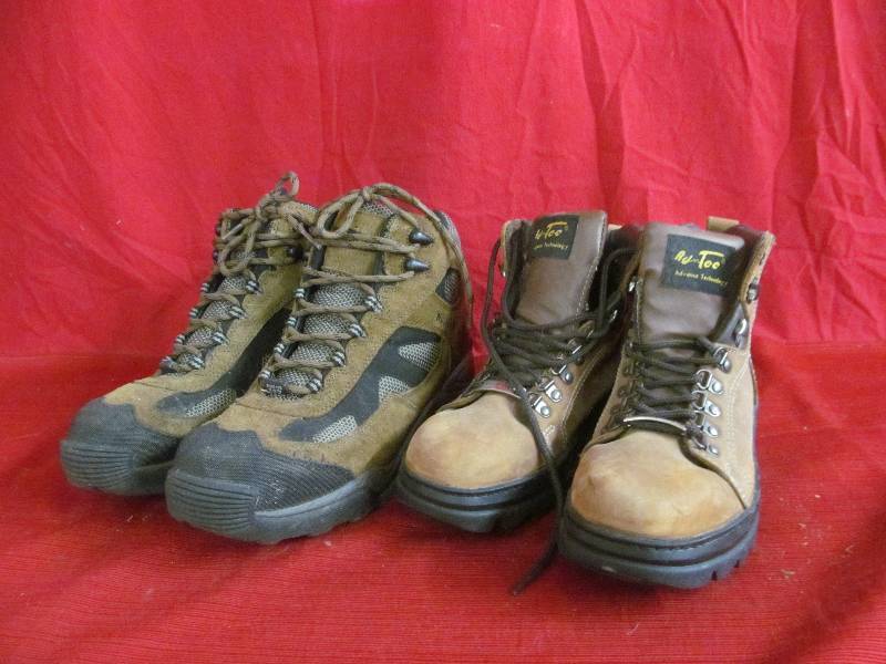 lot 90 image: mens boots