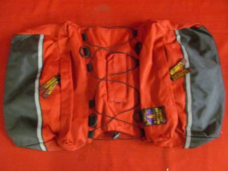lot 97 image: Outward hound pet travel gear
